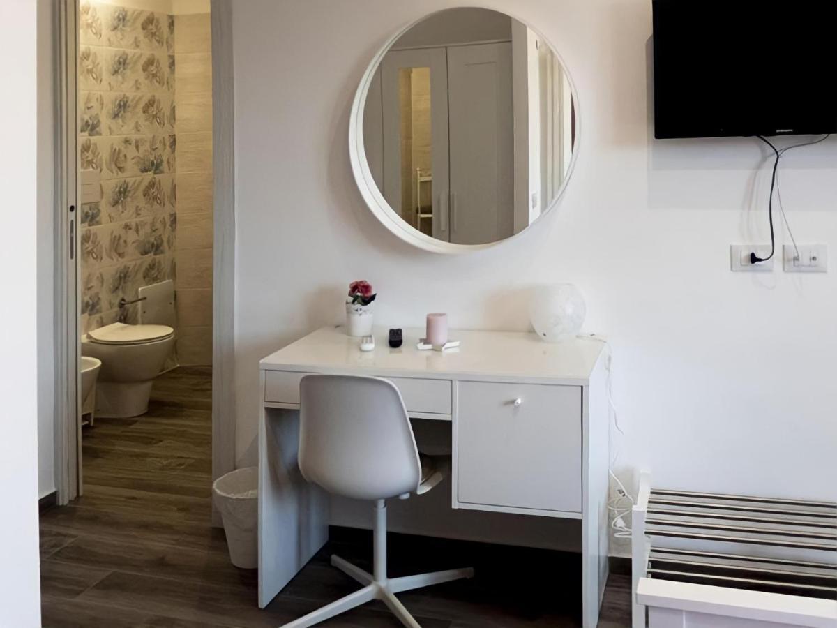 Garibaldi Rooms 29 - Piazza Marina A Palermo - In Pieno Centro. Dış mekan fotoğraf