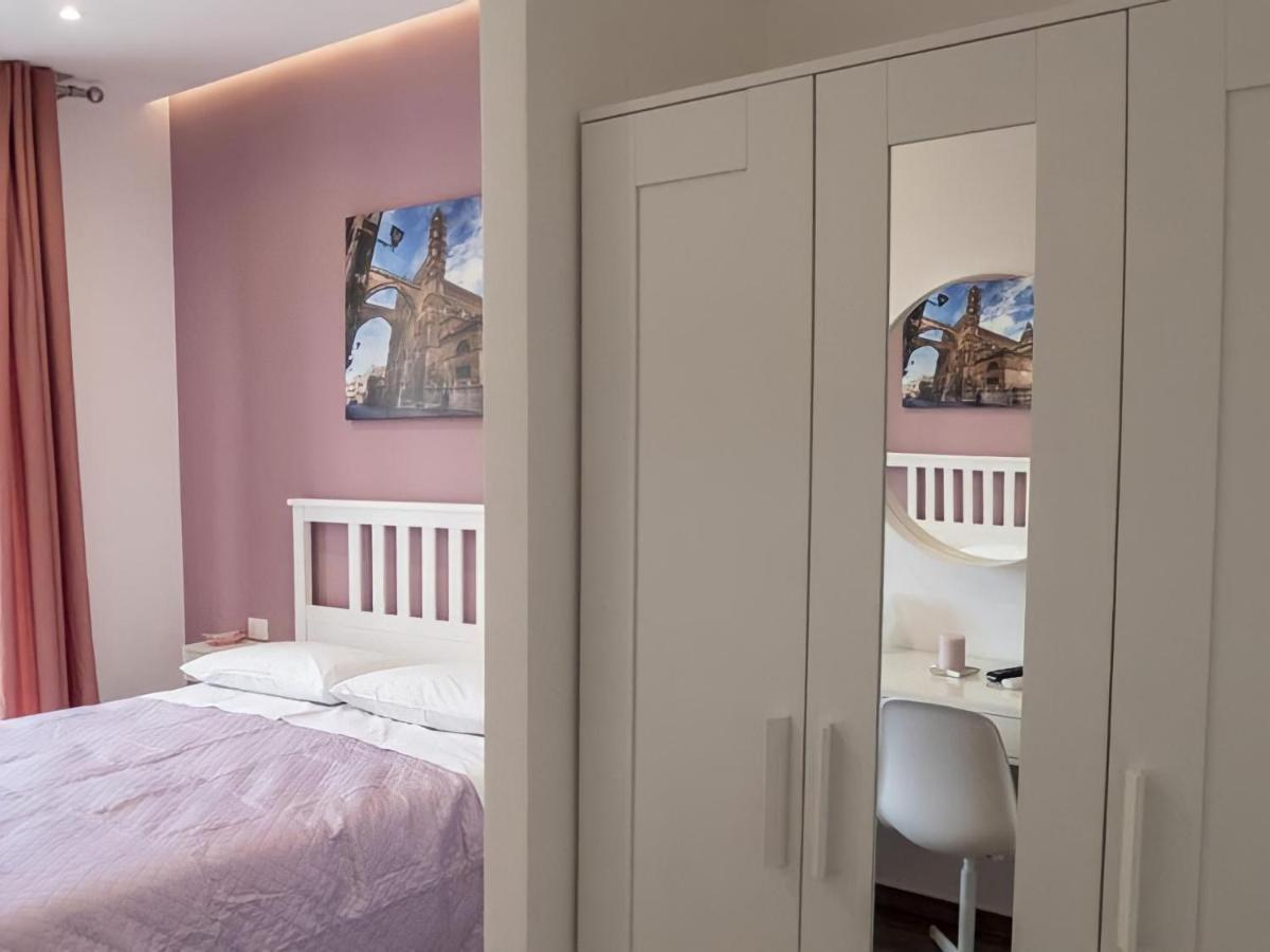 Garibaldi Rooms 29 - Piazza Marina A Palermo - In Pieno Centro. Dış mekan fotoğraf