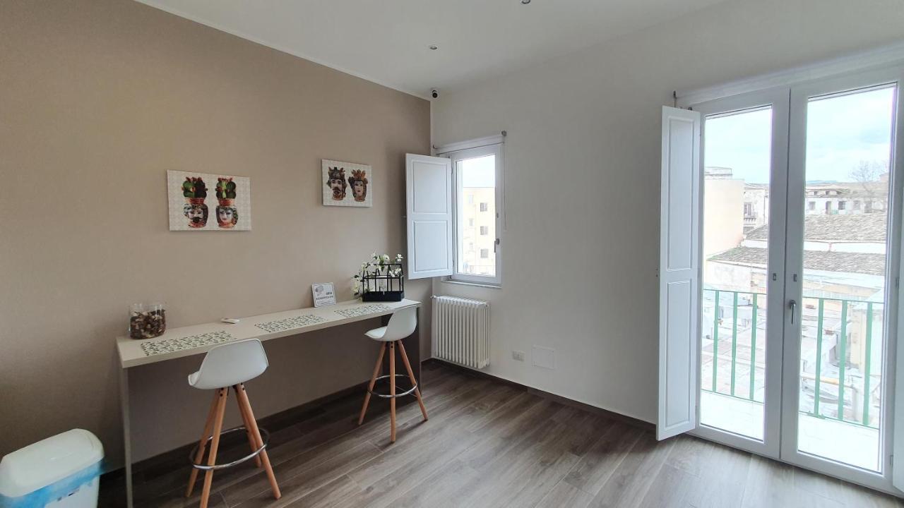 Garibaldi Rooms 29 - Piazza Marina A Palermo - In Pieno Centro. Dış mekan fotoğraf