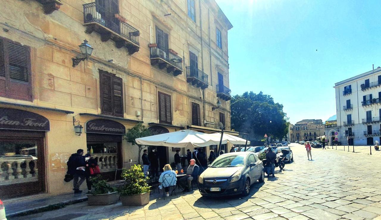 Garibaldi Rooms 29 - Piazza Marina A Palermo - In Pieno Centro. Dış mekan fotoğraf